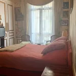 Appartement de 160 m² avec 1 chambre(s) en location à Paris