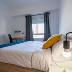 Rent 5 bedroom apartment in Valencia