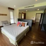 Rent 4 bedroom house of 550 m² in Phuket