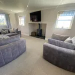 Rent 4 bedroom flat in North Warwickshire