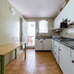 Rent a room of 120 m² in valencia