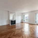 Rent 4 bedroom apartment of 218 m² in Paris