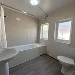 Rent 4 bedroom flat in London