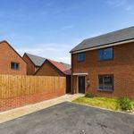 Rent 3 bedroom flat in West Midlands