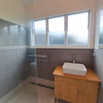 Rent 4 bedroom house in Kaipātiki