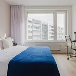 Pronajměte si 2 ložnic/e byt o rozloze 79 m² v Prague