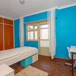 Rent a room in lisbon