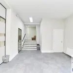 Rent 5 bedroom apartment of 335 m² in Roma