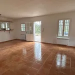 Maison de 135 m² avec 5 chambre(s) en location à Rognes