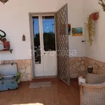 Rent 3 bedroom house of 100 m² in Alliste