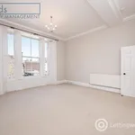 Rent 2 bedroom flat in Edinburgh