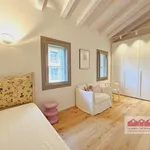 Rent 4 bedroom house of 300 m² in Vicenza