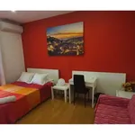 Rent a room of 14 m² in lisbon