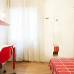 Alquilar 4 dormitorio casa en Madrid