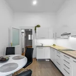 Pronajměte si 3 ložnic/e byt o rozloze 96 m² v Prague