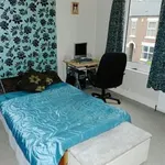 Rent 3 bedroom house in East Midlands