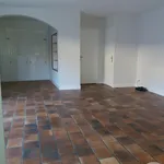 Appartement de 81 m² avec 2 chambre(s) en location à St