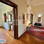 Affitto 4 camera casa di 124 m² in Florence