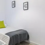 Rent 5 bedroom apartment in Valencia