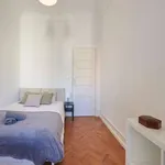 Rent a room in lisbon