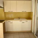 Rent 2 bedroom apartment of 40 m² in Pertuis