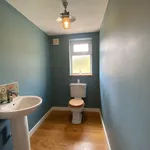 Rent 4 bedroom house in Wales