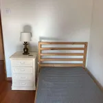 Rent a room in lisbon