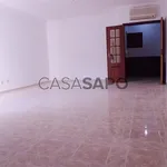 Rent 2 bedroom apartment of 100 m² in Amadora