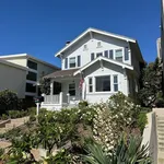 Rent 3 bedroom house of 139 m² in manhattan beach