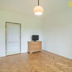 Pronajměte si 3 ložnic/e byt o rozloze 72 m² v Capital City of Prague