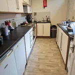 Rent 7 bedroom house in Leeds