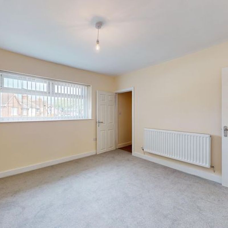 Flat to rent in Carlyle Road, Maltby, Rotherham S66