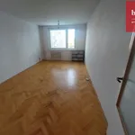 Pronajměte si 3 ložnic/e byt o rozloze 68 m² v Bruntál