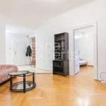 Rent 3 bedroom apartment of 108 m² in Bratislava