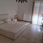 Rent 4 bedroom apartment of 100 m² in Taranto