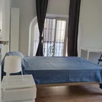 Rent 7 bedroom apartment in Granada