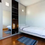 Rent 4 bedroom apartment in Porto