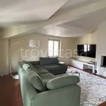 Rent 4 bedroom apartment of 200 m² in Lucca