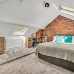 Rent 5 bedroom house in Leeds