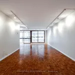 Appartement de 3003 m² avec 3 chambre(s) en location à Toronto (Annex)