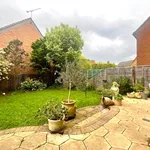 Rent 4 bedroom house in Farnborough