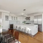 Rent 4 bedroom apartment in Manhattan