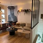 Appartement de 61 m² avec 2 chambre(s) en location à Paris