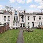 Rent 6 bedroom flat in Leeds