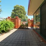 Rent 3 bedroom house in East Victoria Park