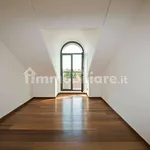 Rent 5 bedroom house of 253 m² in Turin