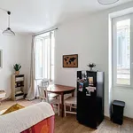 Appartement de 30 m² avec 2 chambre(s) en location à Avignon