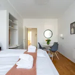 Miete 4 Schlafzimmer wohnung von 45 m² in Vienna