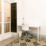 Rent 6 bedroom apartment in Granada