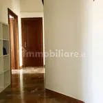 Affitto 3 camera appartamento di 95 m² in Bari